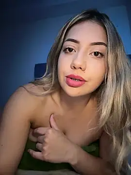 MissCat  online show from 11-14-25, 03:10