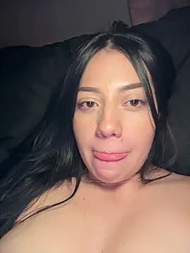 MissCat  online show from 03-25-26, 04:23