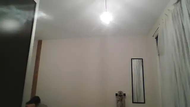 Snapshot of loliporomero chatting on 02-15-26, 01:06 loliporomero online show from 02-15-26, 01:06