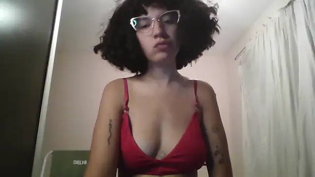 Snapshot of loliporomero chatting on 02-27-26, 02:01 loliporomero online show from 02-27-26, 02:01