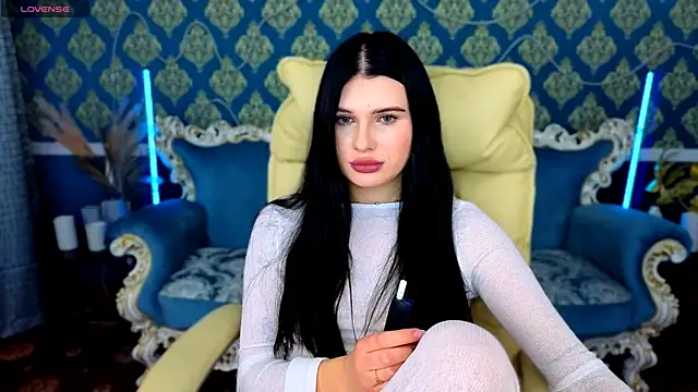 Neyla Charm online show from 11-12-25, 01:48