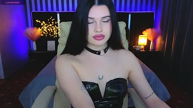 Neyla Charm online show from 02-11-26, 07:58