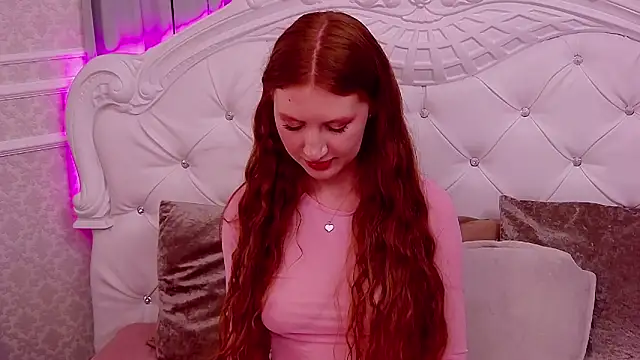 SaraMoor online show from 10-06-25, 06:19