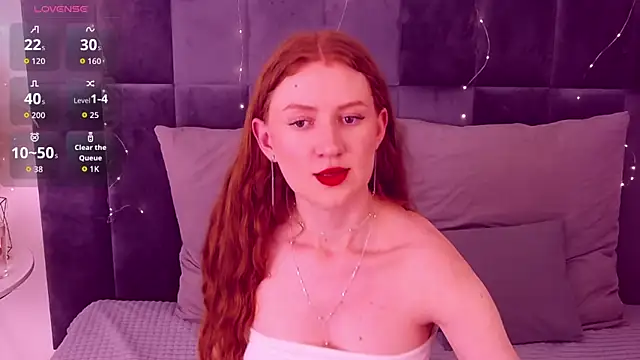 SaraMoor online show from 02-10-26, 03:44