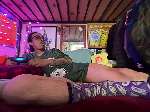 Snapshot of bigdickkane300 chatting on 04-12-26, 11:52 bigdickkane300 online show from 04-12-26, 11:52