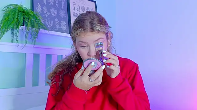 BelaMiller  online show from 11-13-25, 11:47