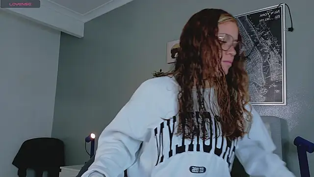 BelaMiller  online show from 10-11-25, 11:44