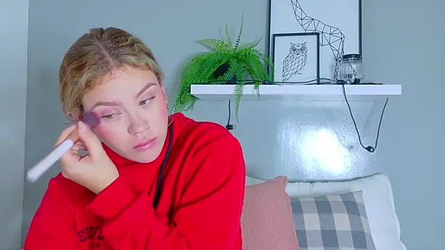 BelaMiller  online show from 10-30-25, 11:41