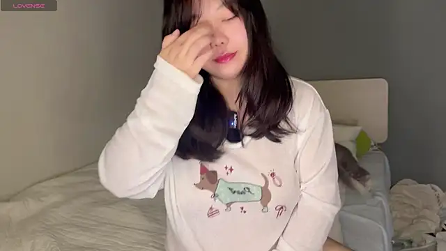 Kittenfishing online show from 09-22-25, 02:39