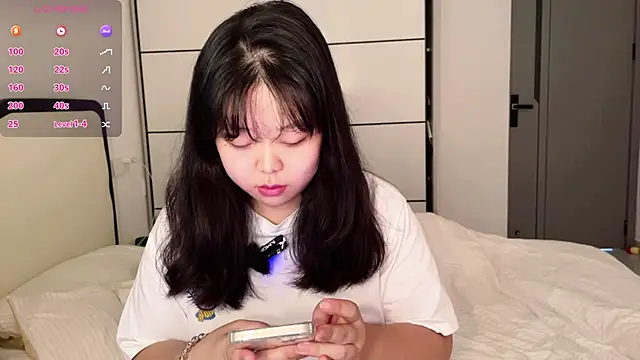 Kittenfishing online show from 09-09-25, 03:49