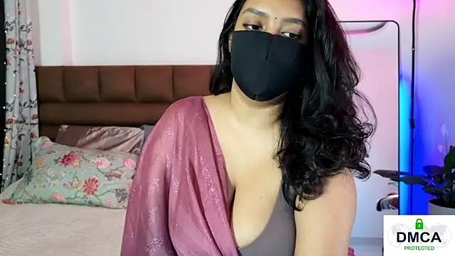 Snapshot of Gulaboo100 chatting on 02-02-26, 05:12 Gulaboo100 online show from 02-02-26, 05:12