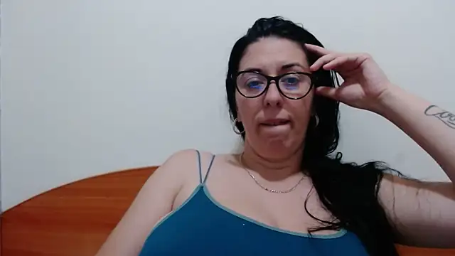 Snapshot of jollene chatting on 06-30-26, 02:06 jollene online show from 06-30-26, 02:06