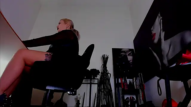 demisweet online show from 02-26-26, 07:41