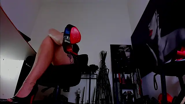 demisweet online show from 02-25-26, 08:03