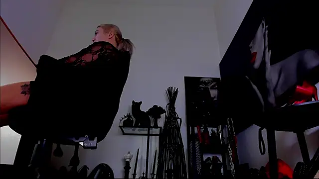 demisweet online show from 02-13-26, 05:51