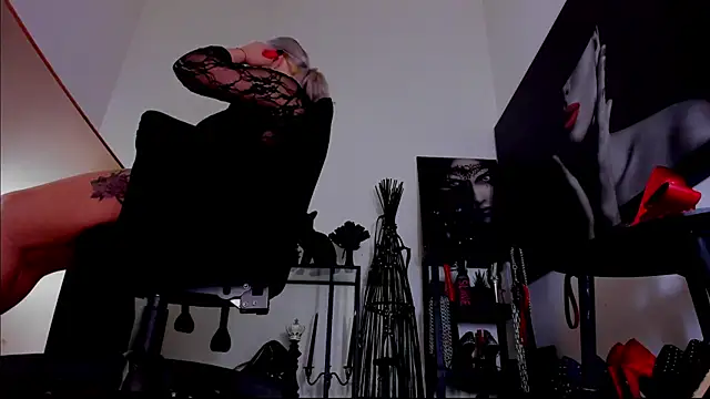 demisweet online show from 02-05-26, 01:56