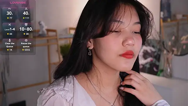 MoiraEger online show from 10-24-25, 05:56