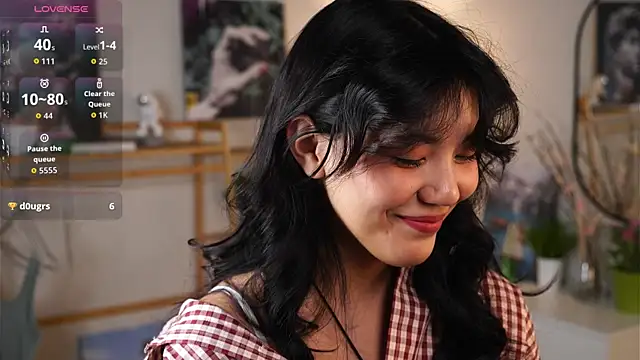 MoiraEger online show from 10-04-25, 05:03