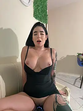 Amy ruizz online show from 05-05-26, 10:29