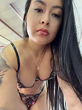 Snapshot of CrisMarulanda chatting on 04-08-26, 02:07 CrisMarulanda online show from 04-08-26, 02:07