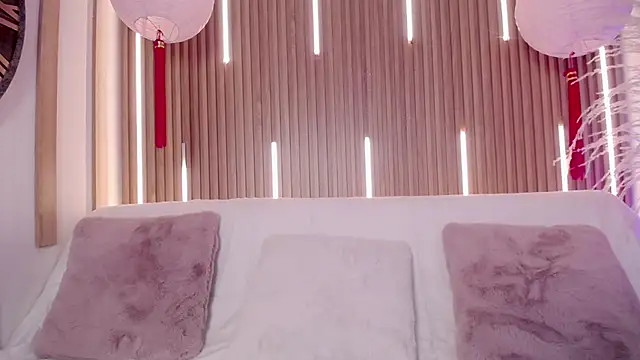 MylaDreams online show from 01-09-26, 03:24