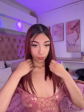 Snapshot of MylaDreams chatting on 05-17-26, 04:01 MylaDreams online show from 05-17-26, 04:01