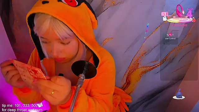 hinata dolly online show from 12-04-25, 08:57