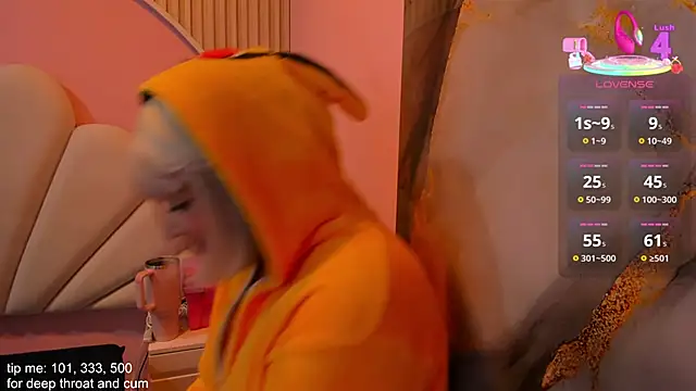 hinata dolly online show from 11-25-25, 11:21