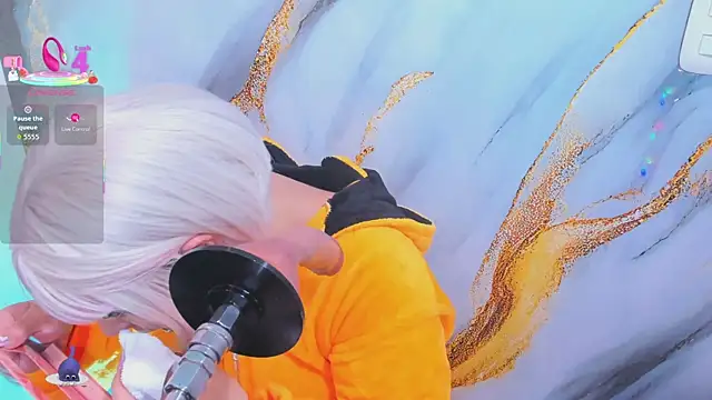 hinata dolly online show from 12-21-25, 08:38