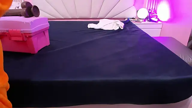 hinata dolly online show from 11-08-25, 12:20