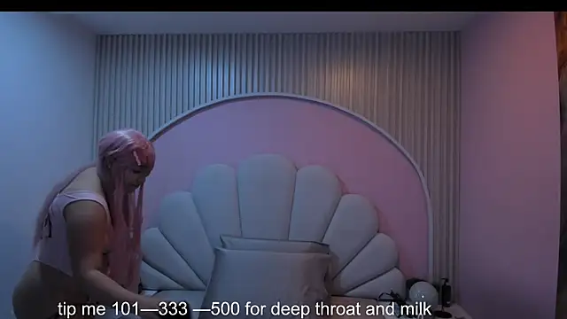 hinata dolly online show from 11-13-25, 10:19