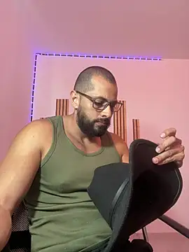 magnumchris online show from 07-14-26, 07:53