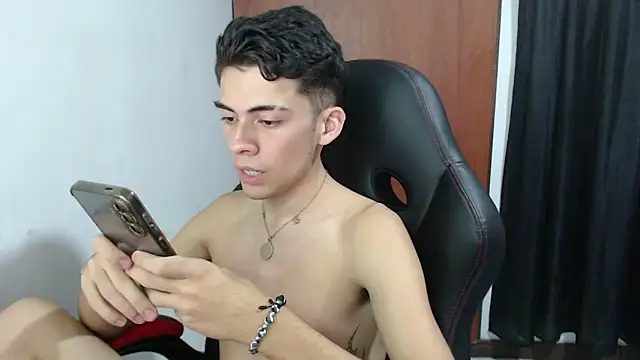 Rimuru17 online show from 04-09-26, 03:41