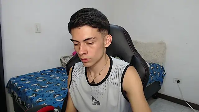 Rimuru17 online show from 04-22-26, 02:40