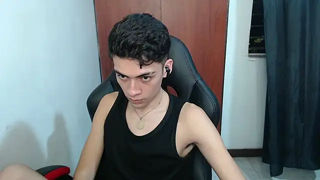 Rimuru17 online show from 04-12-26, 04:27