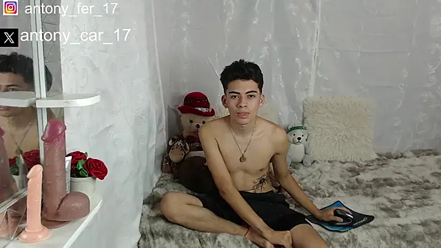 Rimuru17 online show from 11-06-25, 10:47