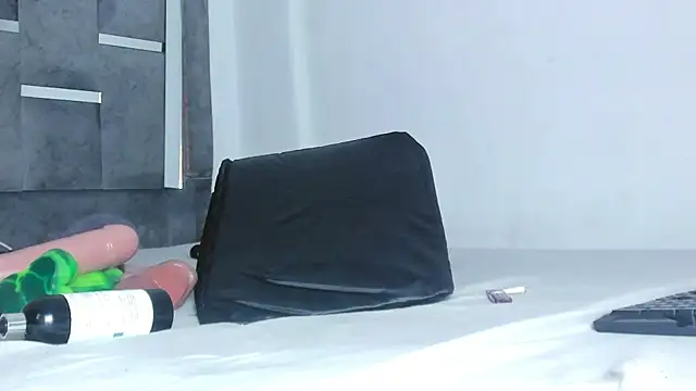 Snapshot of anna_sex_m chatting on 09-23-25, 11:28 anna sex m online show from 09-23-25, 11:28