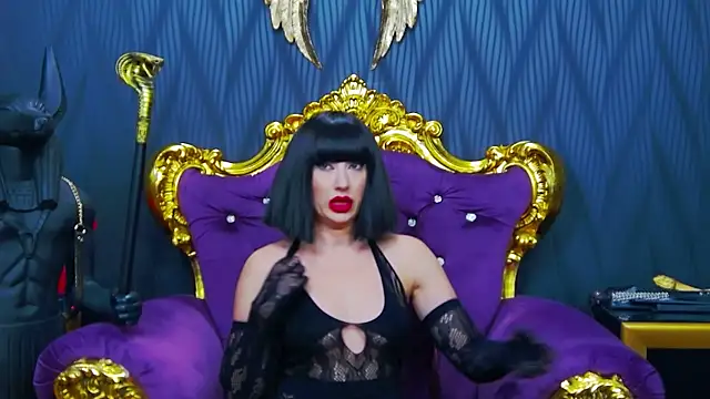 LaraMaeve online show from 11-12-25, 06:06