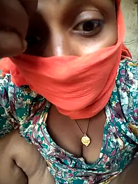 aunty sumy online show from 04-16-26, 01:28