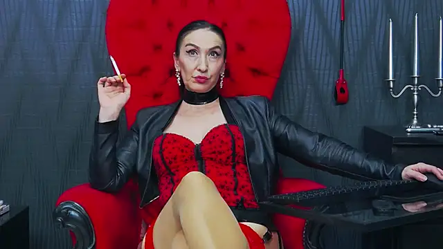 Snapshot of MistressDora chatting on 02-12-26, 01:44 MistressDora online show from 02-12-26, 01:44