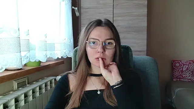 LooveELLYx online show from 12-02-25, 07:32