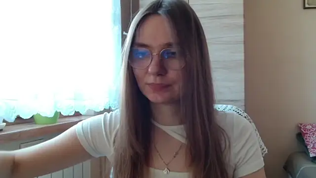 LooveELLYx online show from 11-04-25, 07:56