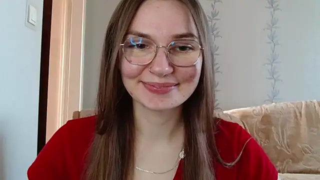 Snapshot of LooveELLYx chatting on 03-15-25, 08:04 LooveELLYx online show from 03-15-25, 08:04
