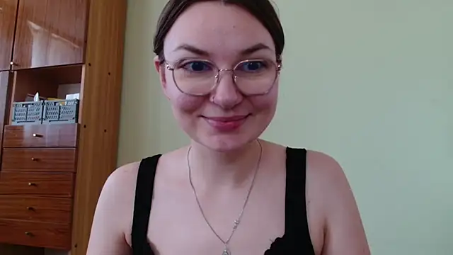 LooveELLYx online show from 07-14-26, 06:40