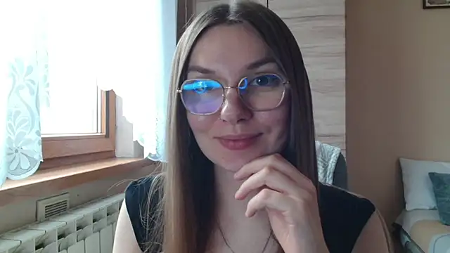 LooveELLYx online show from 07-04-26, 06:31