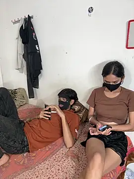 Snapshot of Anjaliangel07 chatting on 09-09-25, 04:27 Anjaliangel07 online show from 09-09-25, 04:27