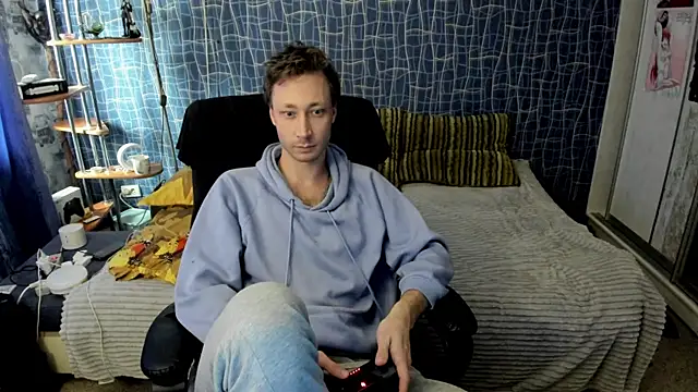 CuteBoy228 online show from 04-18-26, 11:23