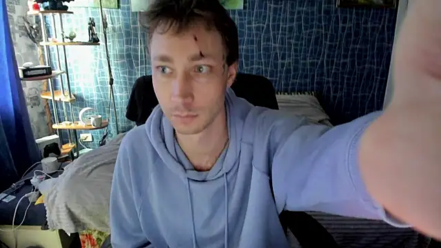CuteBoy228 online show from 04-22-26, 10:22