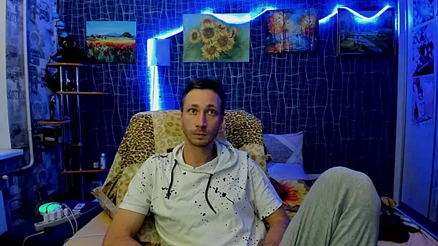 CuteBoy228 online show from 11-28-25, 09:26