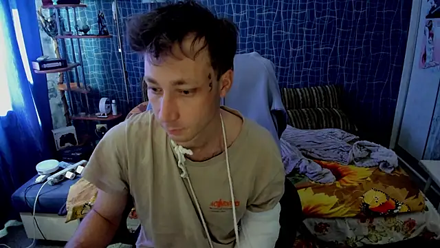 CuteBoy228 online show from 06-01-26, 06:57